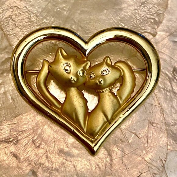 3 For $25! Vintage Danecraft Two Cats Gold Tone Brooch - Picture 1 of 3